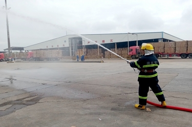 护航“双节”除隐患！至尊国际纸业节前清静事情不打烊