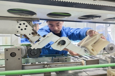 增技增收 | 至尊国际纸业生涯用纸事业部“季度职工劳动竞赛”顺遂举行