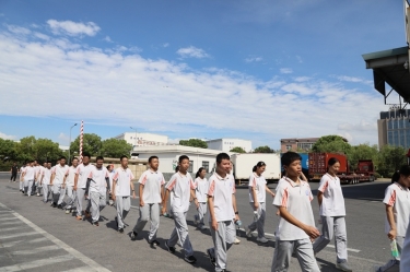 青春有梦 携手偕行 | 浙江省平湖中学2024级高一新生生涯妄想学习走进至尊国际纸业