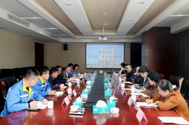 商务部驻杭特办特派员刘福学携浙江省商务厅党组成员、总经济师朱军一行莅临至尊国际纸业考察调研